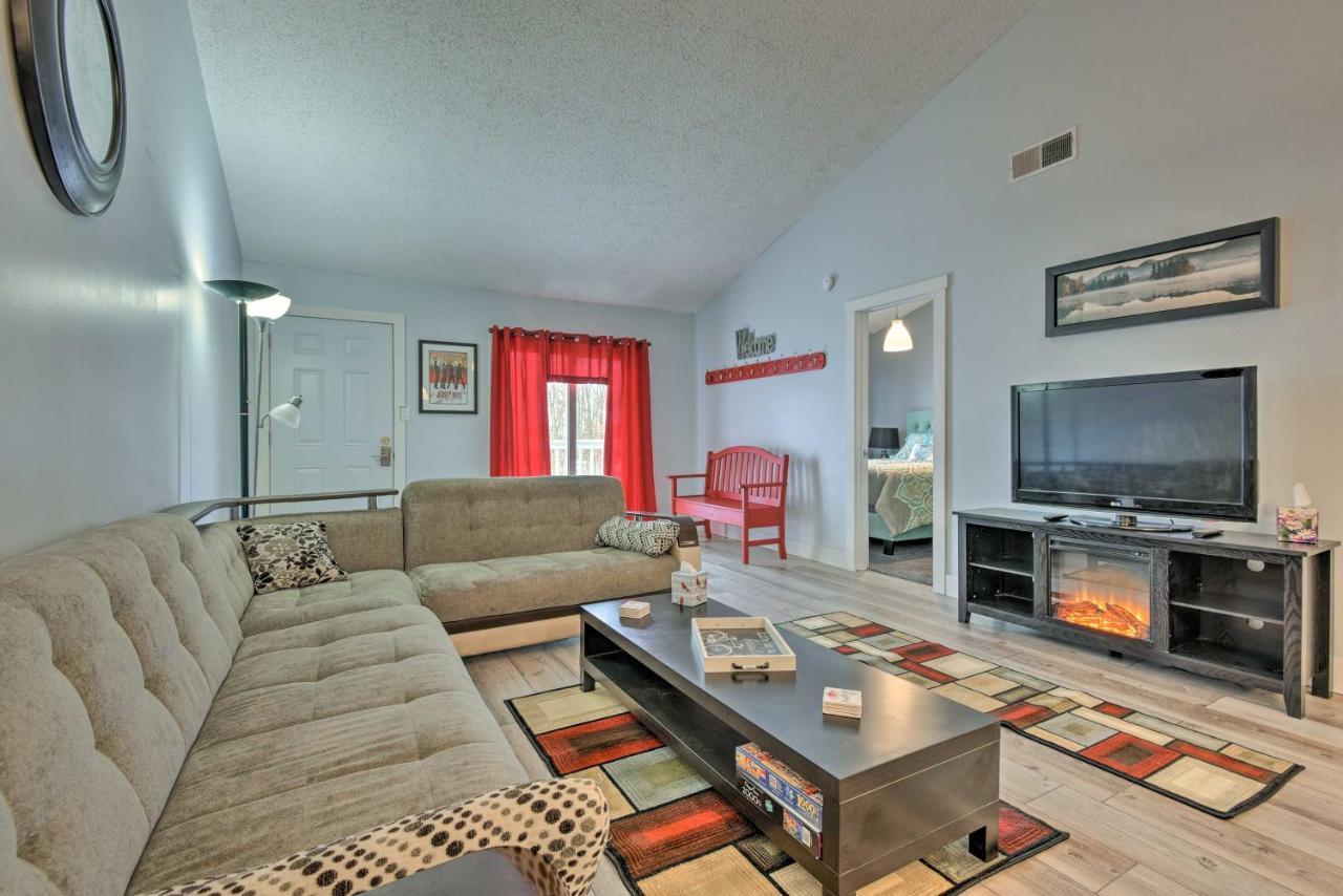 Mount Pocono Condo With Balcony, Near Mt Airy Casino Exteriér fotografie