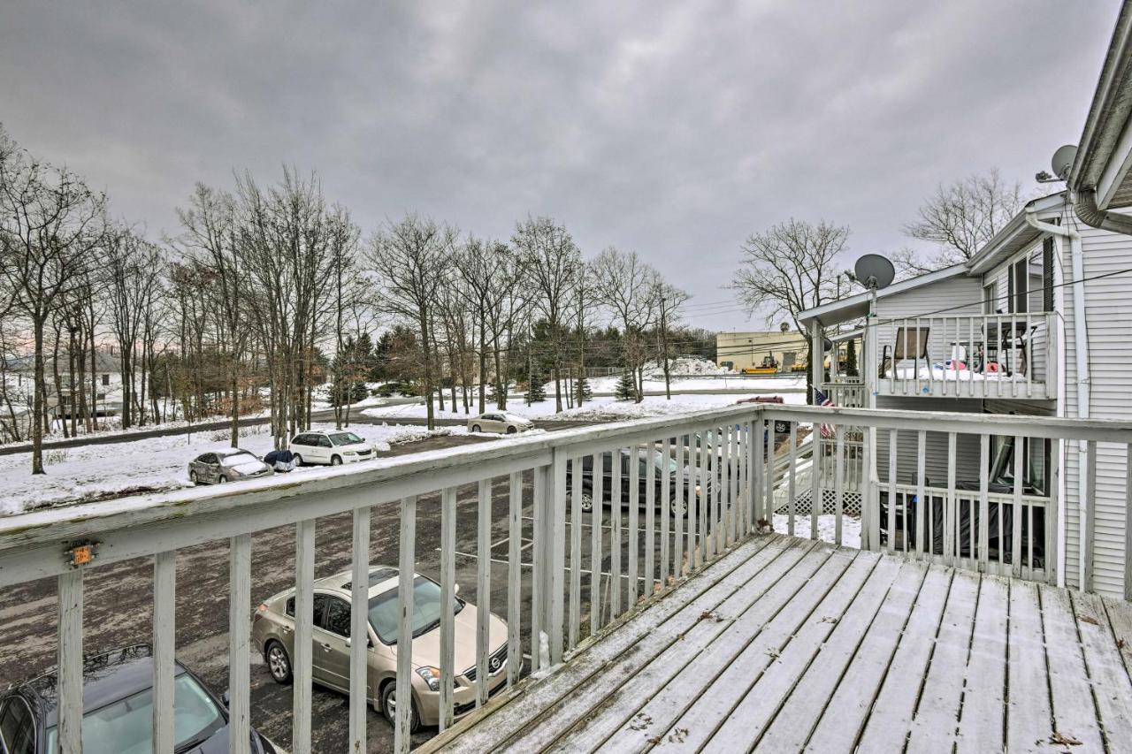 Mount Pocono Condo With Balcony, Near Mt Airy Casino Exteriér fotografie