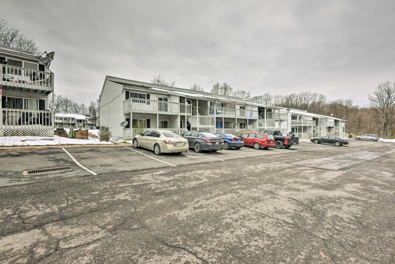 Mount Pocono Condo With Balcony, Near Mt Airy Casino Exteriér fotografie