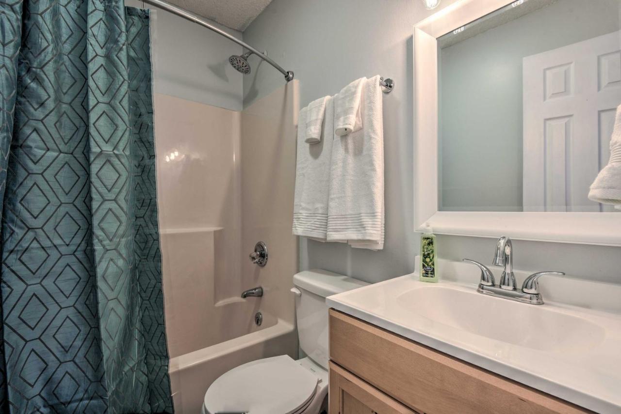 Mount Pocono Condo With Balcony, Near Mt Airy Casino Exteriér fotografie